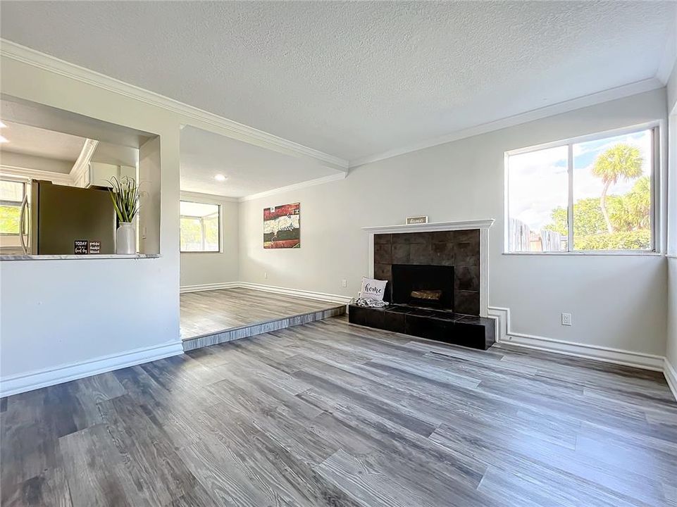 For Sale: $469,900 (4 beds, 3 baths, 2140 Square Feet)