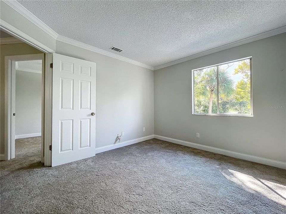 For Sale: $469,900 (4 beds, 3 baths, 2140 Square Feet)