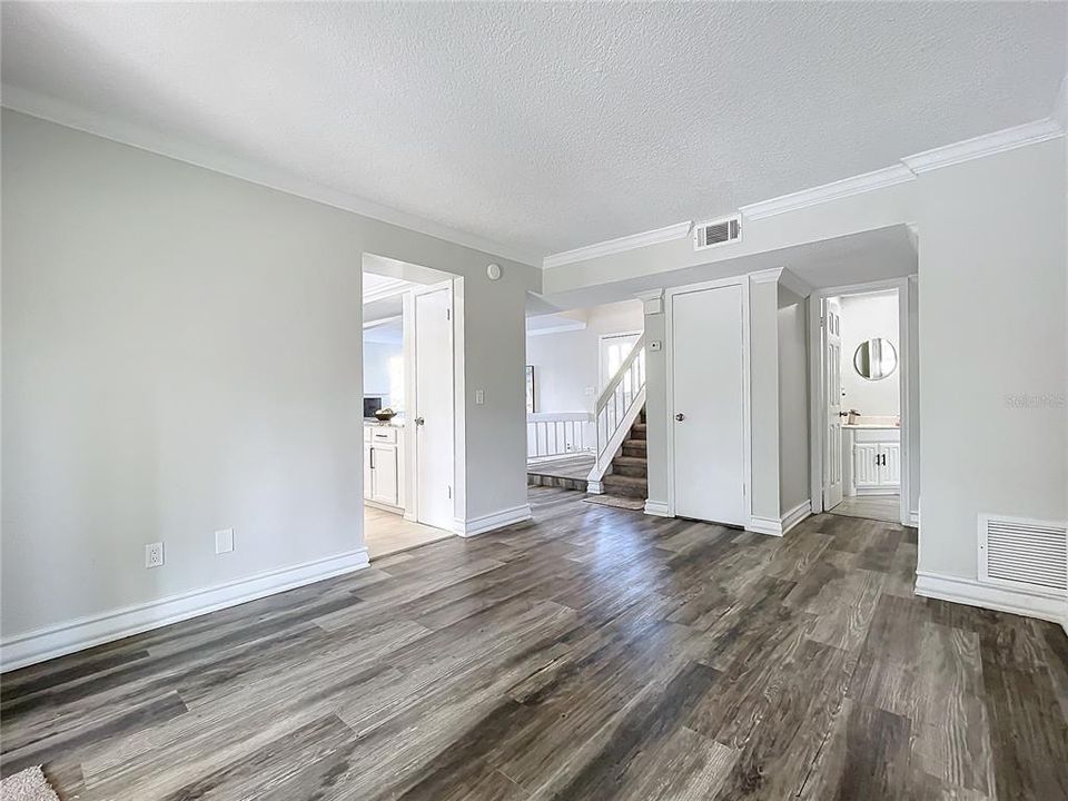 For Sale: $469,900 (4 beds, 3 baths, 2140 Square Feet)