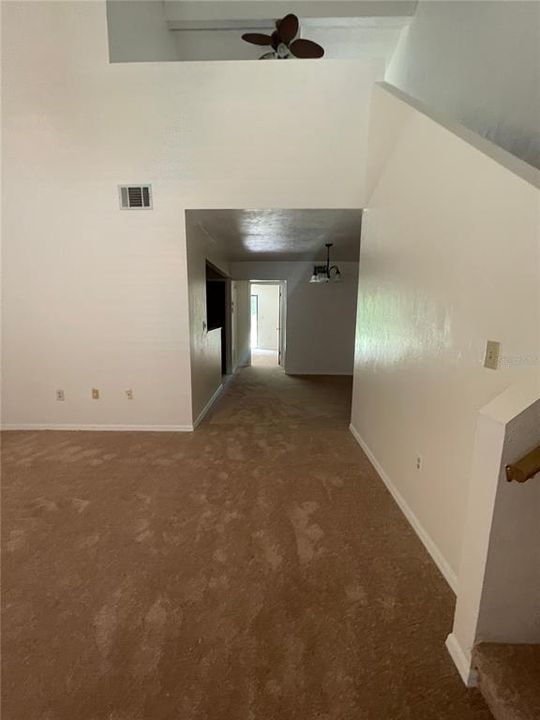 For Rent: $1,375 (2 beds, 2 baths, 1000 Square Feet)