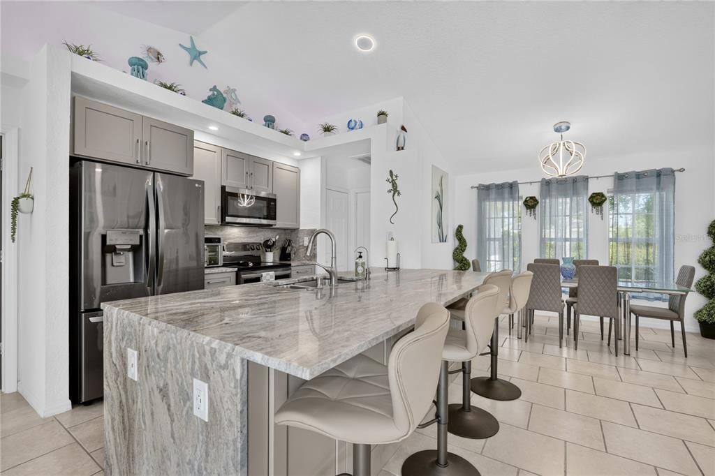 En Venta: $425,000 (3 camas, 2 baños, 1462 Pies cuadrados)