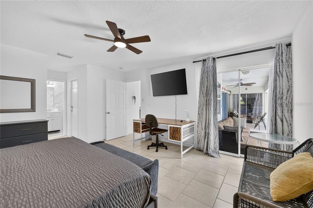En Venta: $425,000 (3 camas, 2 baños, 1462 Pies cuadrados)