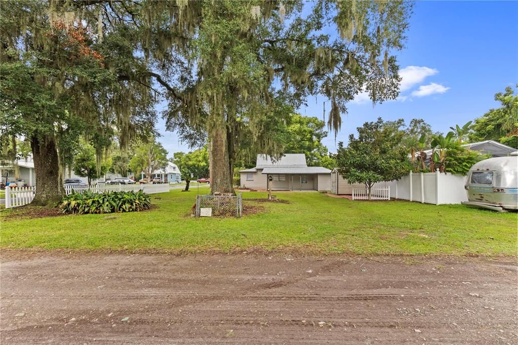En Venta: $267,000 (3 camas, 2 baños, 1390 Pies cuadrados)