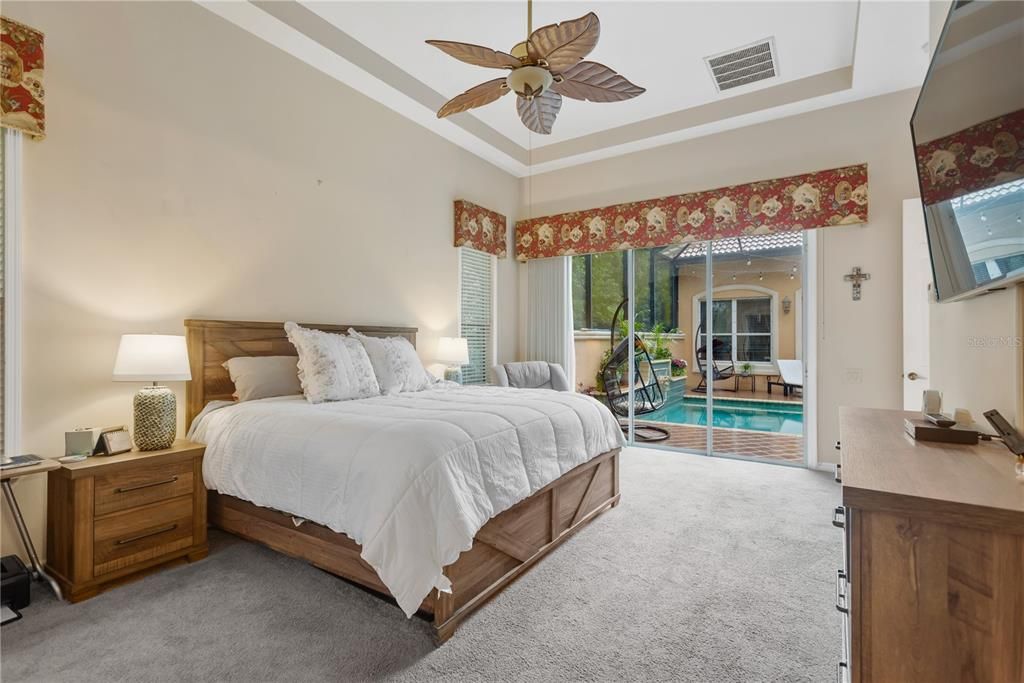 For Sale: $725,000 (3 beds, 3 baths, 2686 Square Feet)