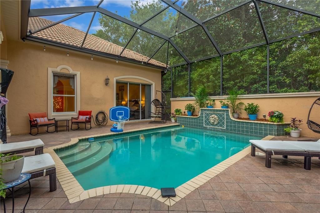 For Sale: $725,000 (3 beds, 3 baths, 2686 Square Feet)