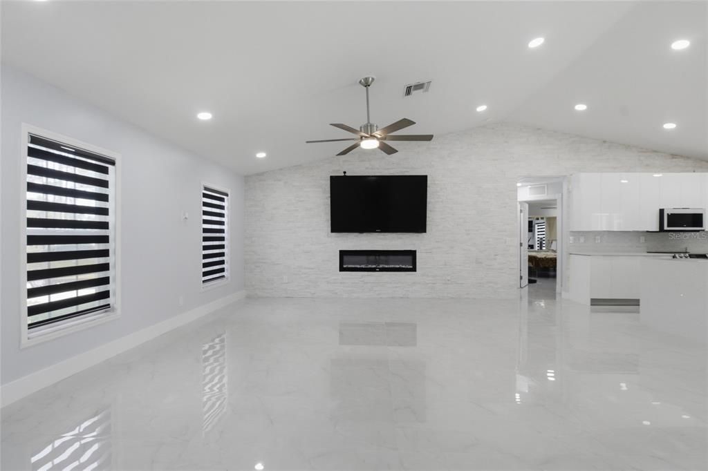 For Sale: $505,000 (3 beds, 2 baths, 1777 Square Feet)