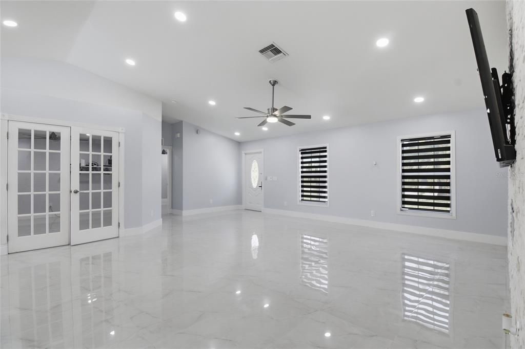 For Sale: $505,000 (3 beds, 2 baths, 1777 Square Feet)
