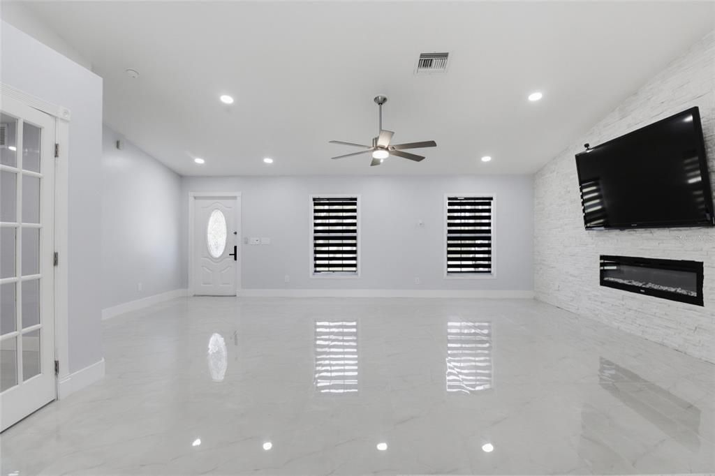 For Sale: $505,000 (3 beds, 2 baths, 1777 Square Feet)
