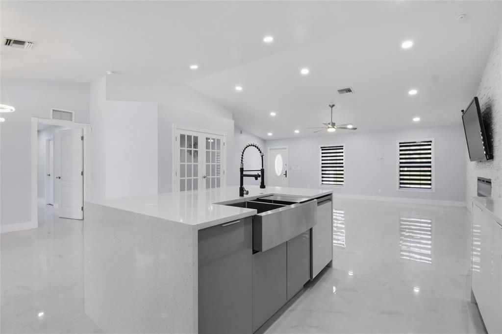 For Sale: $505,000 (3 beds, 2 baths, 1777 Square Feet)