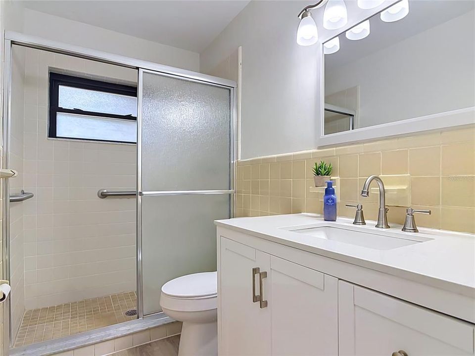 En Venta: $244,900 (2 camas, 1 baños, 1176 Pies cuadrados)