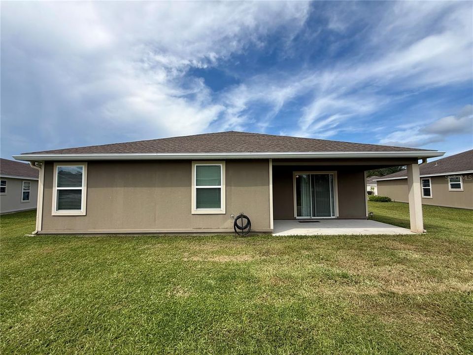 For Sale: $335,000 (4 beds, 2 baths, 1842 Square Feet)