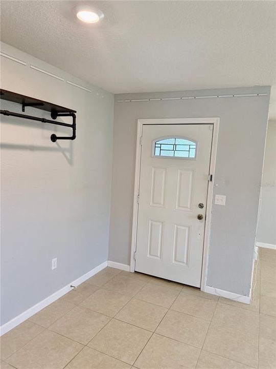 For Sale: $335,000 (4 beds, 2 baths, 1842 Square Feet)