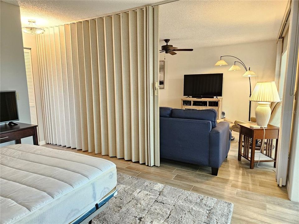 For Rent: $1,800 (2 beds, 2 baths, 1105 Square Feet)