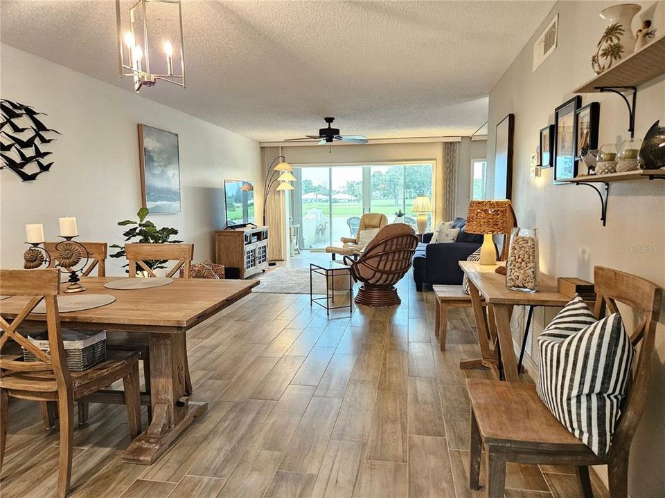 For Rent: $1,800 (2 beds, 2 baths, 1105 Square Feet)