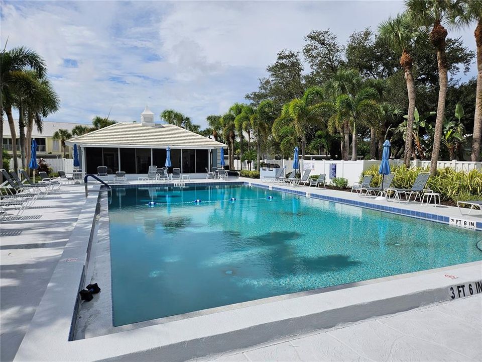 For Rent: $1,800 (2 beds, 2 baths, 1105 Square Feet)