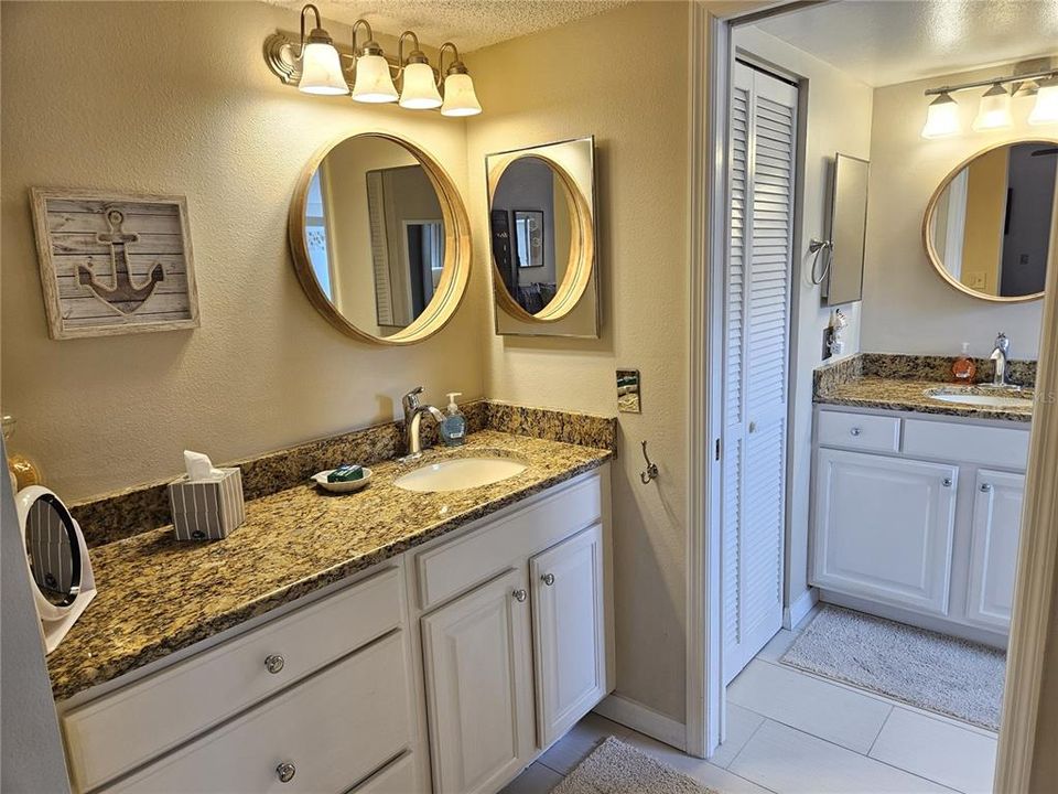 For Rent: $1,800 (2 beds, 2 baths, 1105 Square Feet)