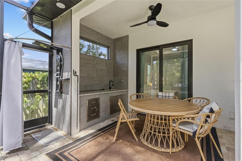 For Sale: $649,000 (3 beds, 2 baths, 1685 Square Feet)