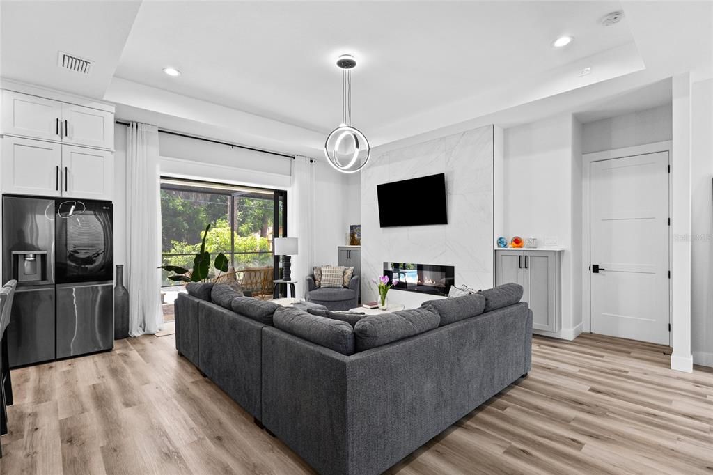 For Sale: $649,000 (3 beds, 2 baths, 1685 Square Feet)