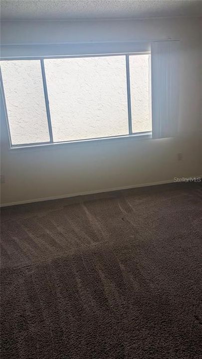 For Rent: $1,350 (2 beds, 1 baths, 1214 Square Feet)