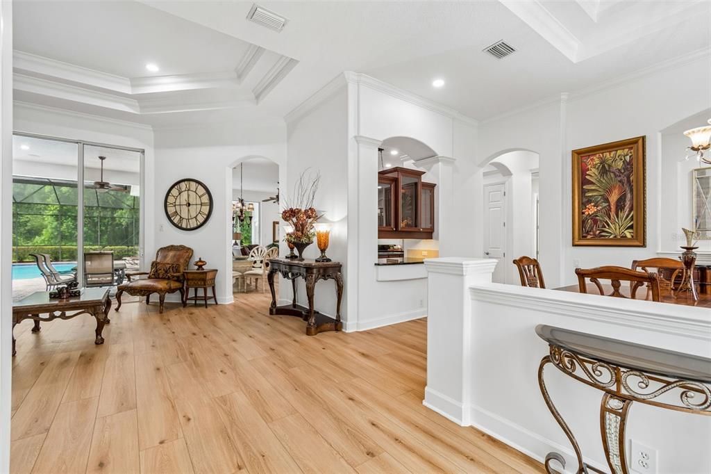 En Venta: $1,399,000 (4 camas, 3 baños, 3214 Pies cuadrados)