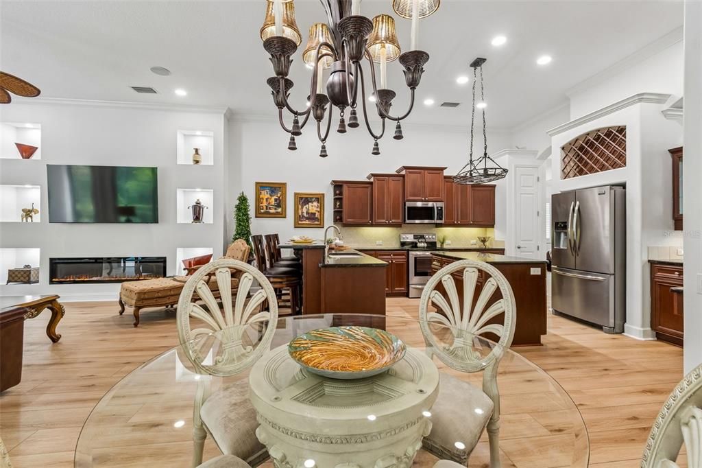 En Venta: $1,399,000 (4 camas, 3 baños, 3214 Pies cuadrados)