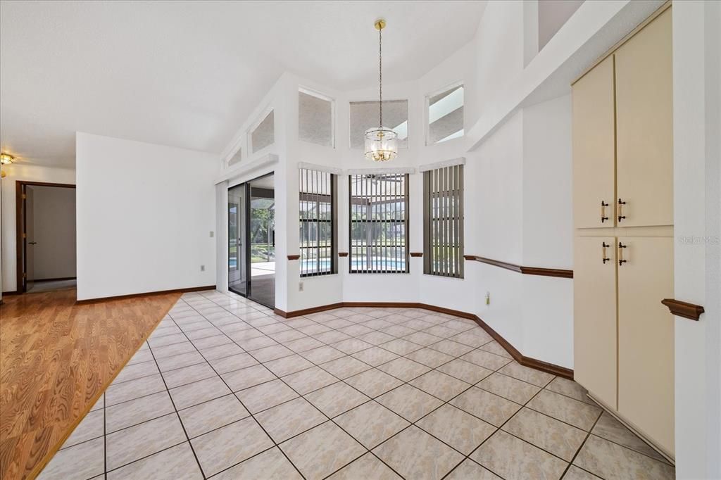 На продажу: $425,000 (3 спален, 2 ванн, 2201 Квадратных фут)