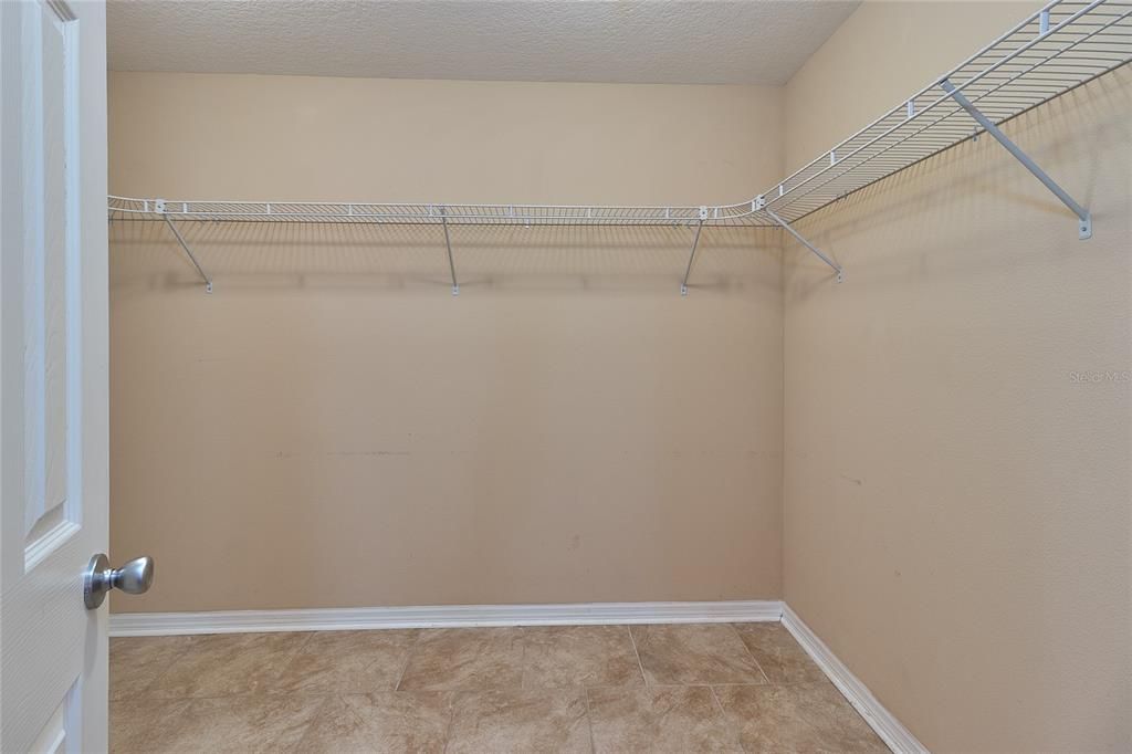 En Venta: $349,900 (3 camas, 2 baños, 1644 Pies cuadrados)