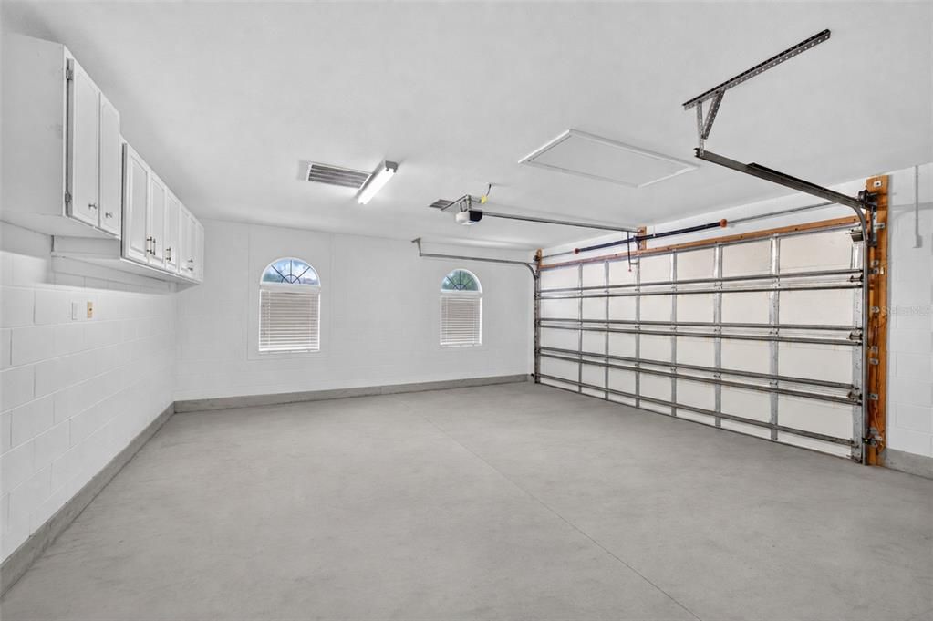 Activo con contrato: $595,000 (3 camas, 2 baños, 1636 Pies cuadrados)