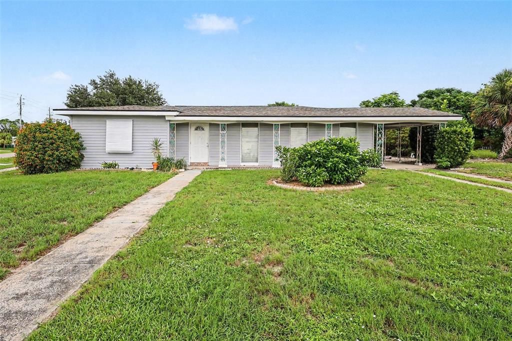 Active With Contract: $144,950 (2 beds, 1 baths, 1040 Square Feet)