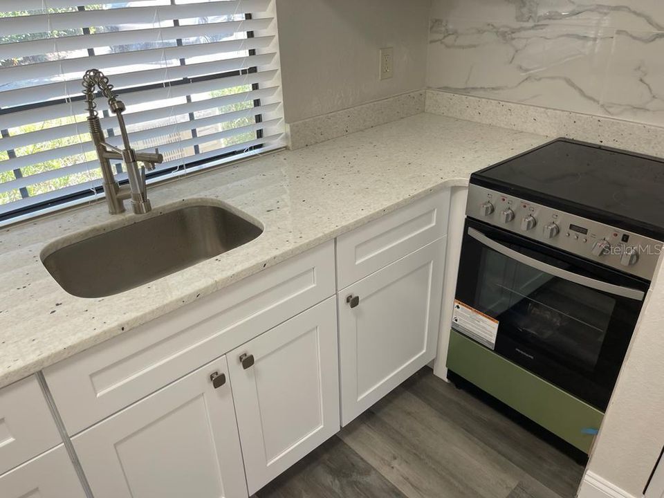 For Rent: $1,500 (1 beds, 1 baths, 745 Square Feet)
