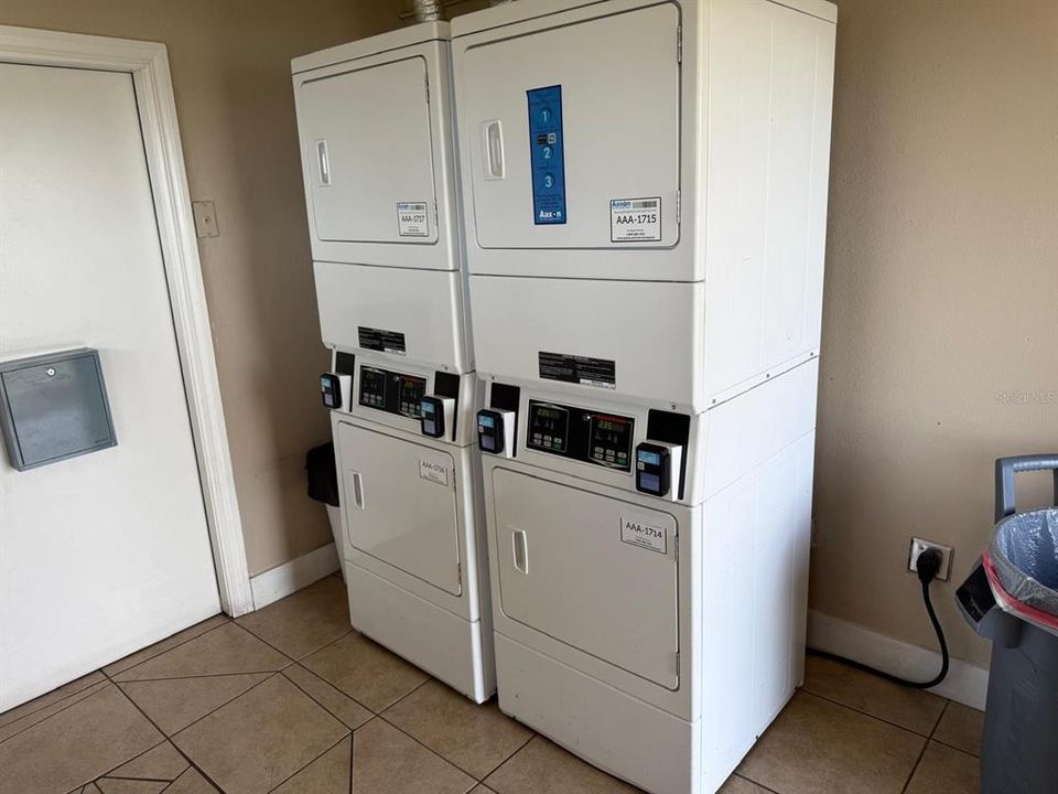 For Rent: $1,500 (1 beds, 1 baths, 745 Square Feet)