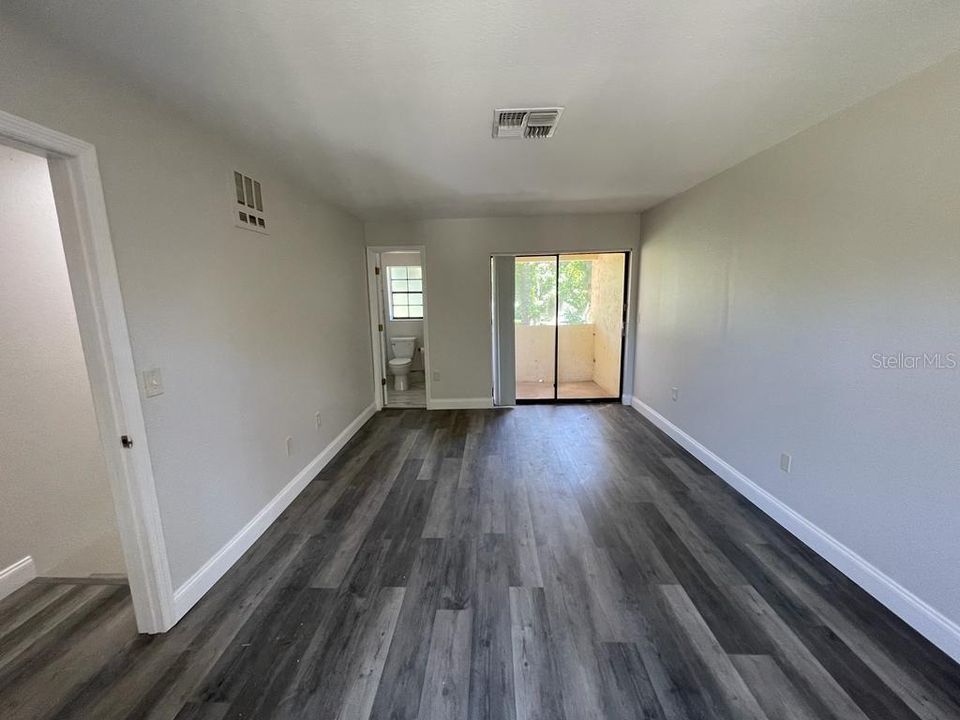 For Rent: $1,500 (1 beds, 1 baths, 745 Square Feet)