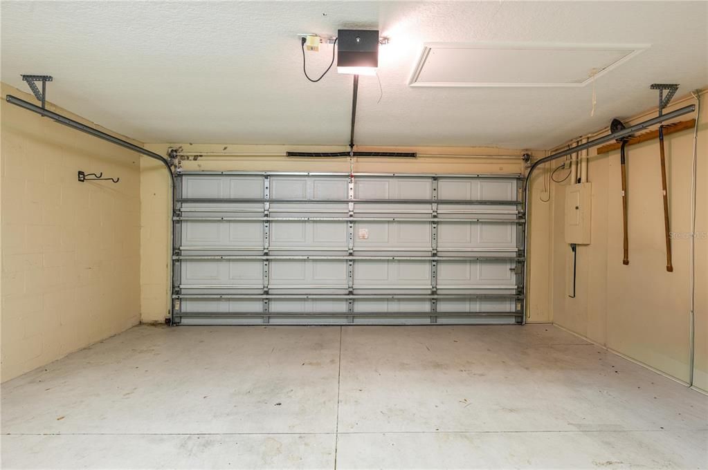 На продажу: $325,000 (2 спален, 2 ванн, 1791 Квадратных фут)