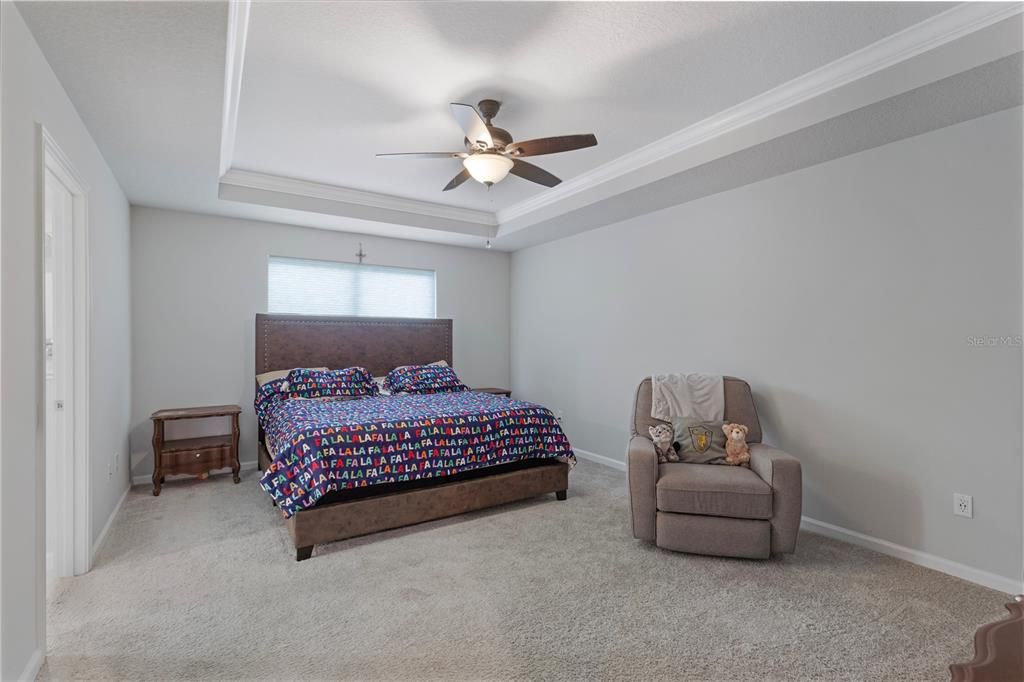 For Rent: $2,700 (4 beds, 3 baths, 2574 Square Feet)