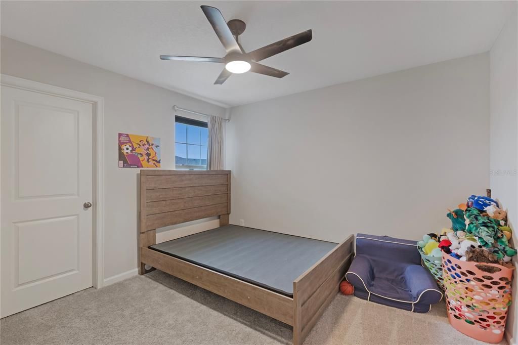 For Rent: $2,700 (4 beds, 3 baths, 2574 Square Feet)