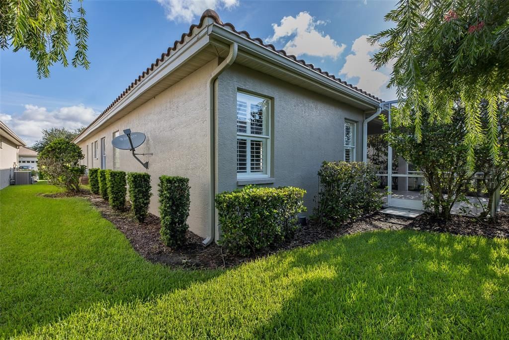 Activo con contrato: $549,900 (3 camas, 2 baños, 1860 Pies cuadrados)