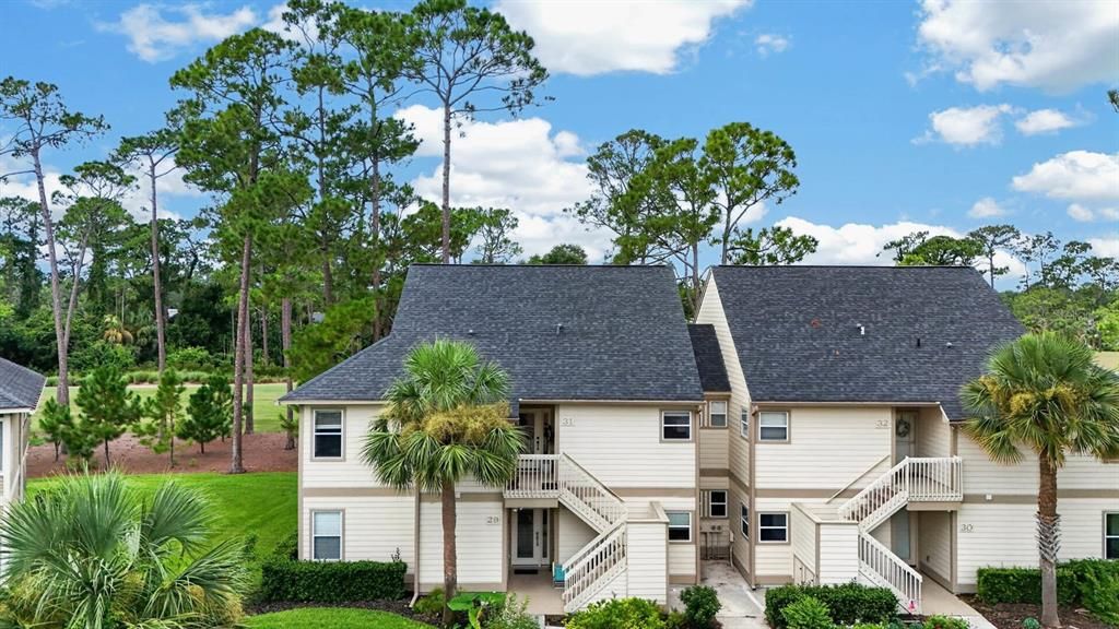 For Sale: $249,900 (2 beds, 2 baths, 1300 Square Feet)