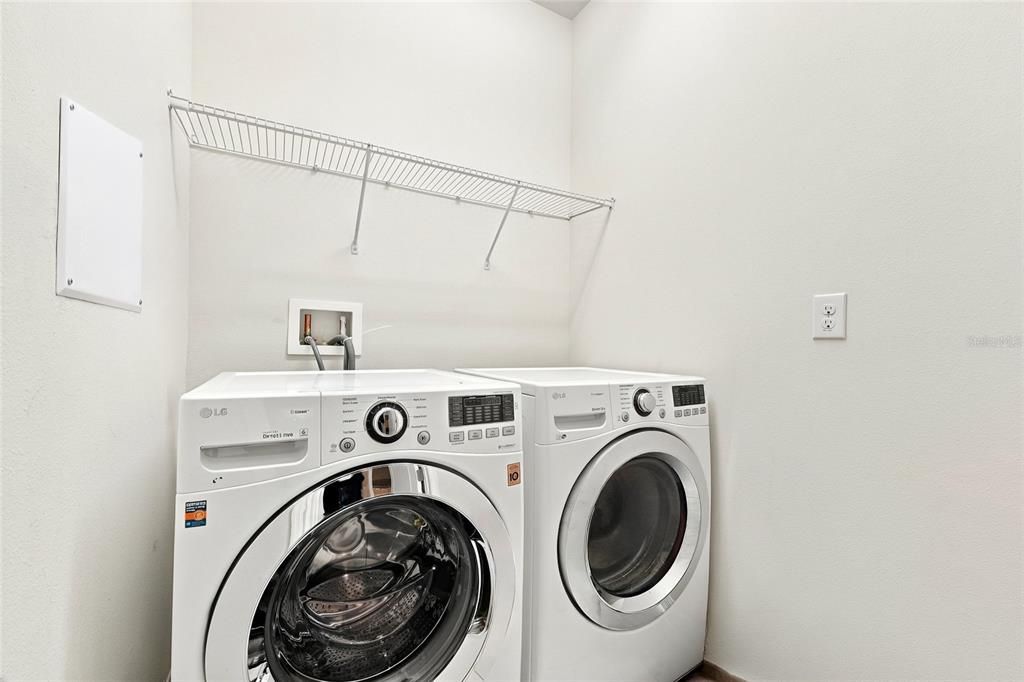 En Renta: $2,300 (3 camas, 2 baños, 1692 Pies cuadrados)