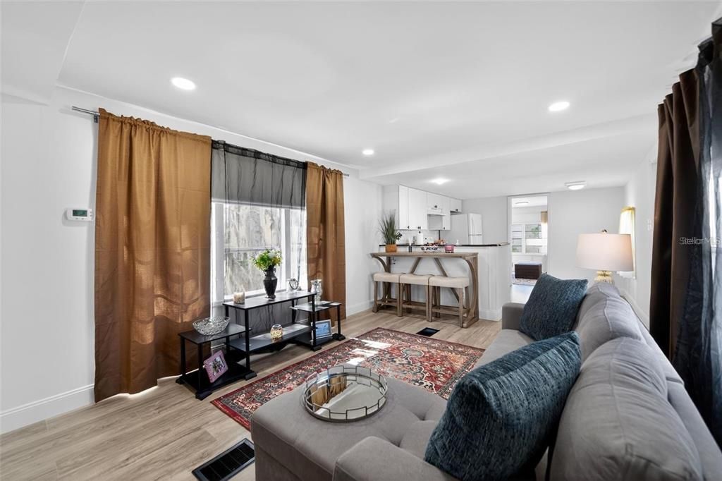 En Venta: $135,000 (2 camas, 1 baños, 672 Pies cuadrados)