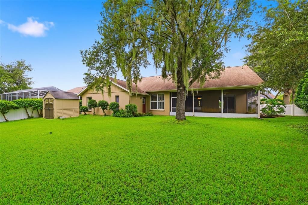 En Venta: $474,250 (5 camas, 3 baños, 2374 Pies cuadrados)