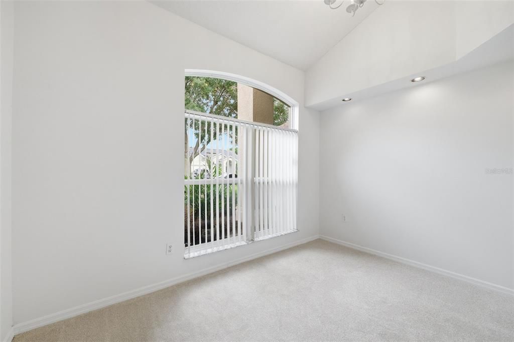 En Venta: $474,250 (5 camas, 3 baños, 2374 Pies cuadrados)