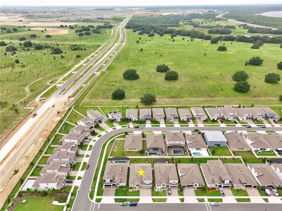En Venta: $835,000 (6 camas, 4 baños, 4112 Pies cuadrados)