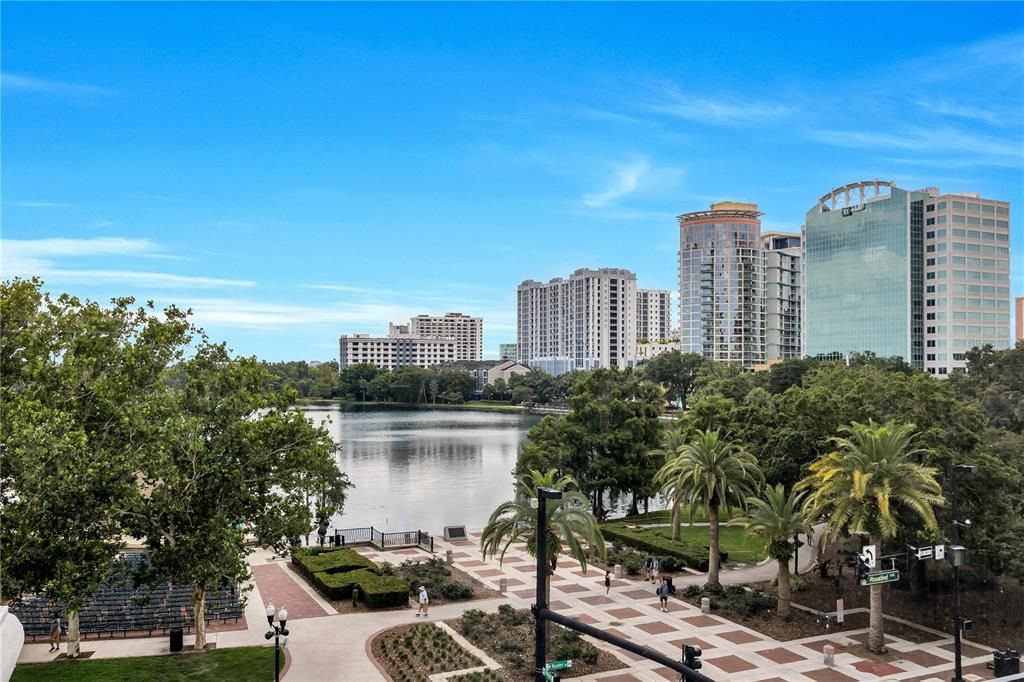 For Rent: $3,500 (2 beds, 2 baths, 1564 Square Feet)