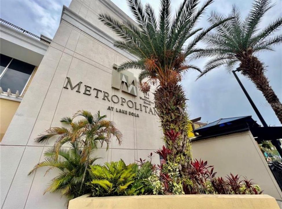 For Rent: $3,500 (2 beds, 2 baths, 1564 Square Feet)