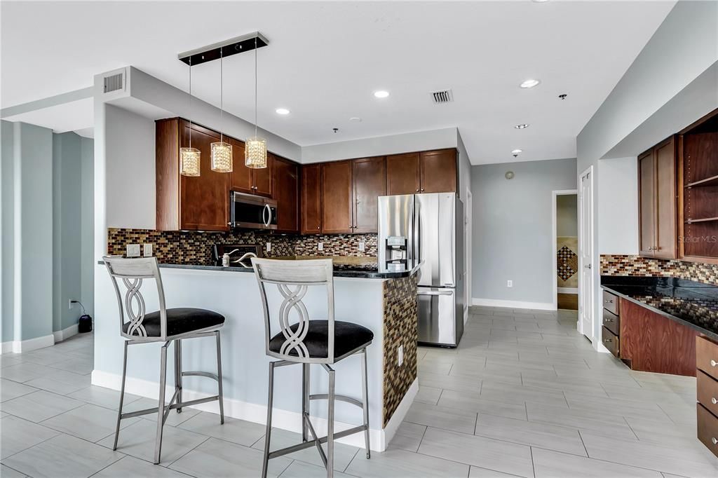 For Rent: $3,500 (2 beds, 2 baths, 1564 Square Feet)