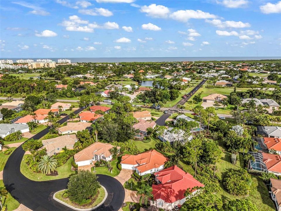 На продажу: $299,000 (2 спален, 2 ванн, 1275 Квадратных фут)