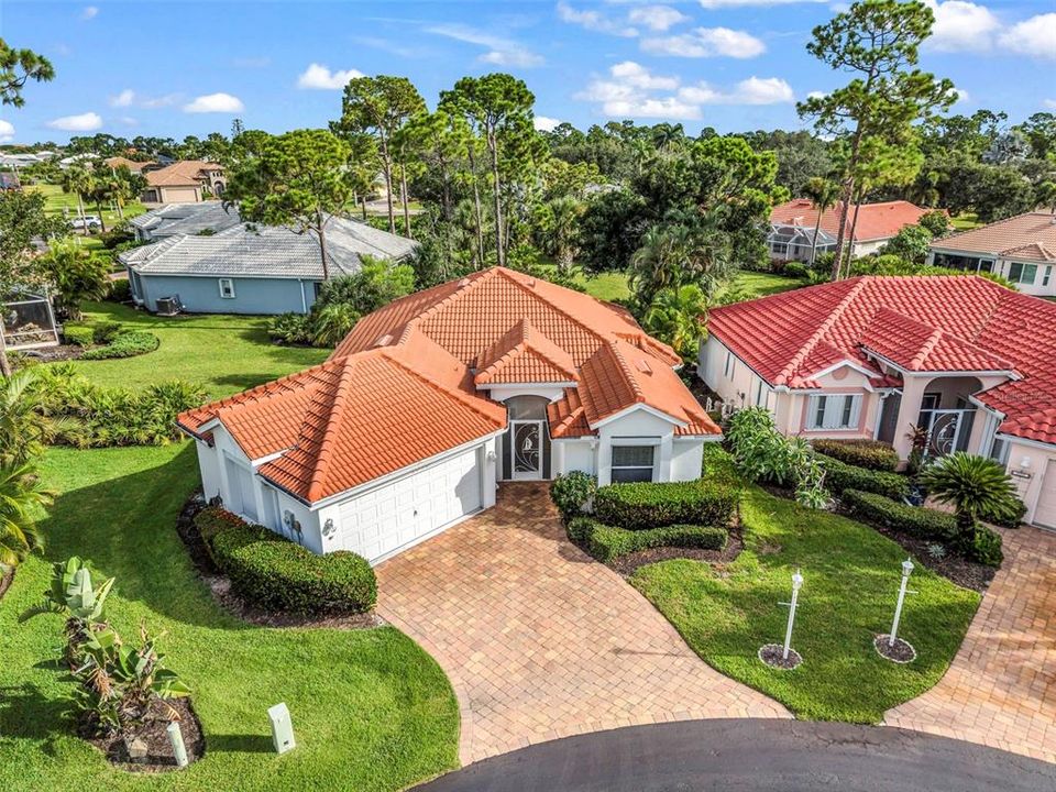 На продажу: $299,000 (2 спален, 2 ванн, 1275 Квадратных фут)
