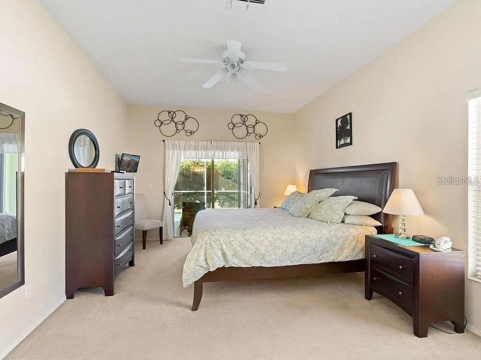 For Rent: $3,700 (4 beds, 2 baths, 1816 Square Feet)
