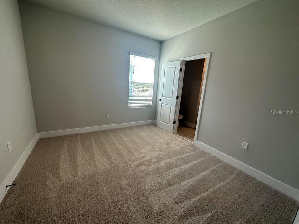For Rent: $4,500 (3 beds, 3 baths, 1950 Square Feet)