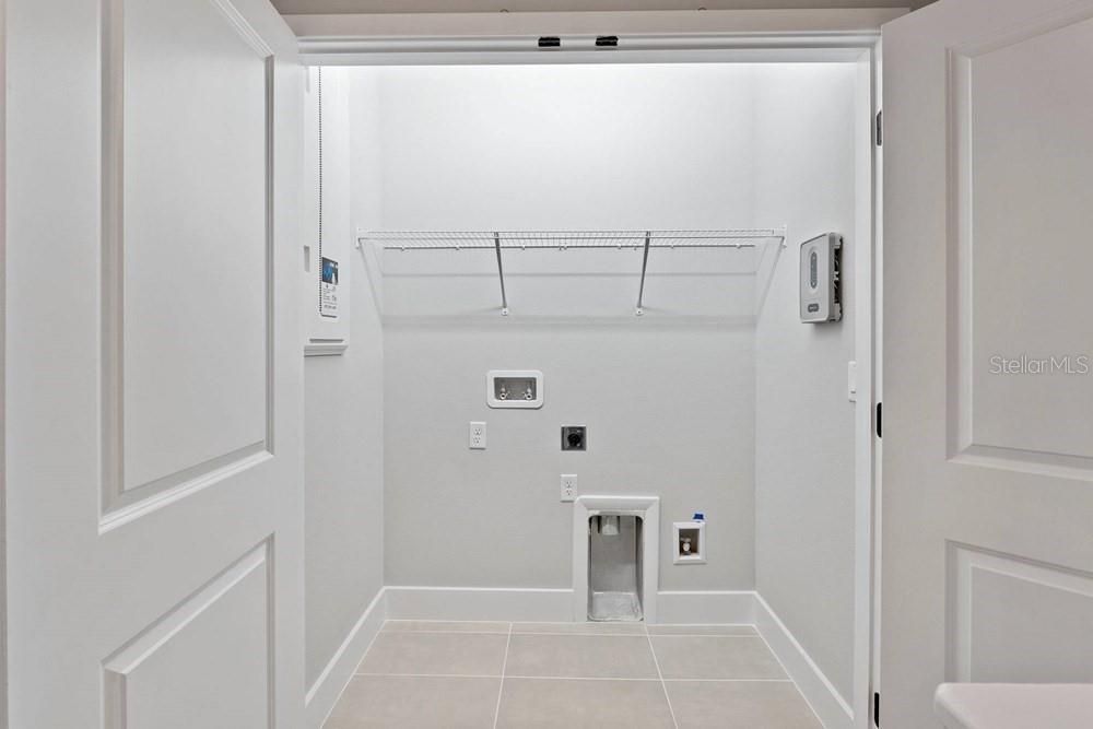 For Rent: $4,500 (3 beds, 3 baths, 1950 Square Feet)